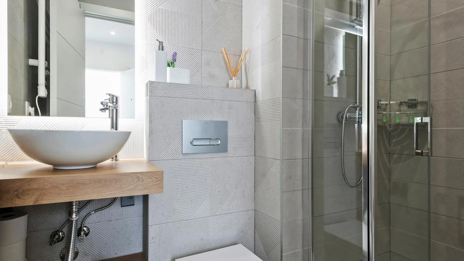 Appartamento Boutique Plaza Catalonia Suites Cornella Cornellà de Llobregat
