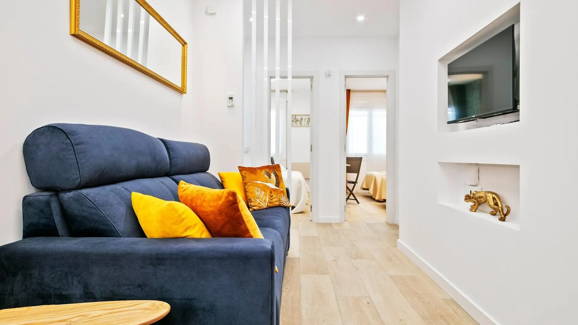 Apartment Boutique Plaza Catalonia Suites Cornella Cornella de Llobregat Spain