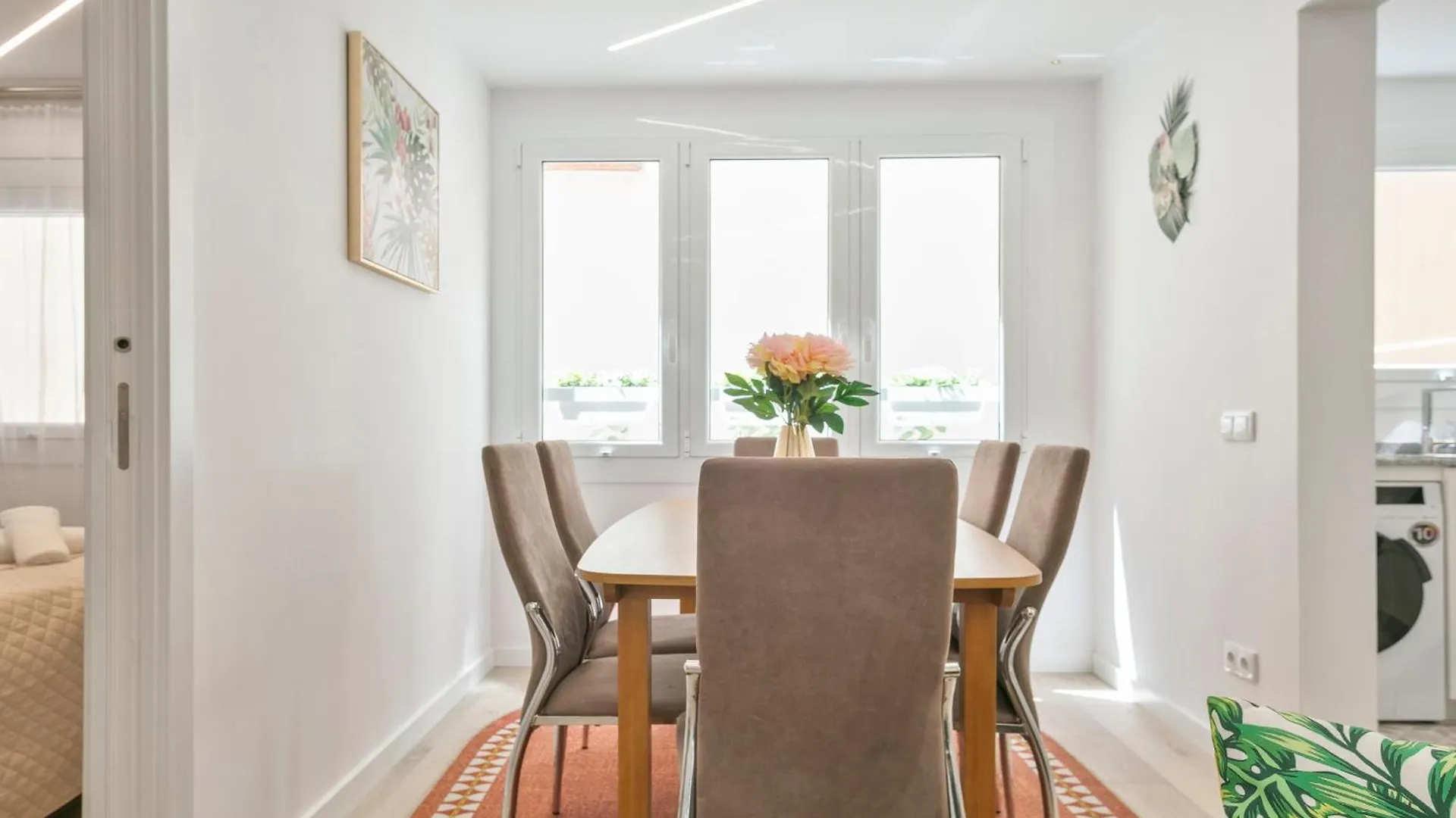 Boutique Plaza Catalonia Suites Cornella Cornella de Llobregat 0*,