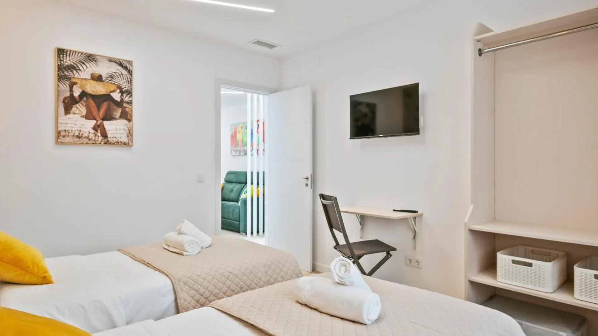 Boutique Plaza Catalonia Suites Cornella Cornella de Llobregat 0*,  Spain