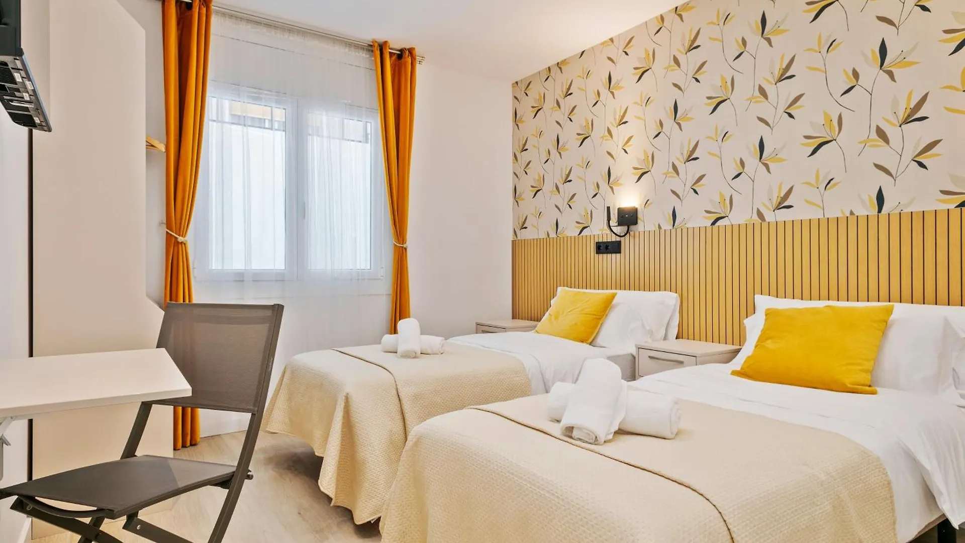 Apartment Boutique Plaza Catalonia Suites Cornella Cornella de Llobregat